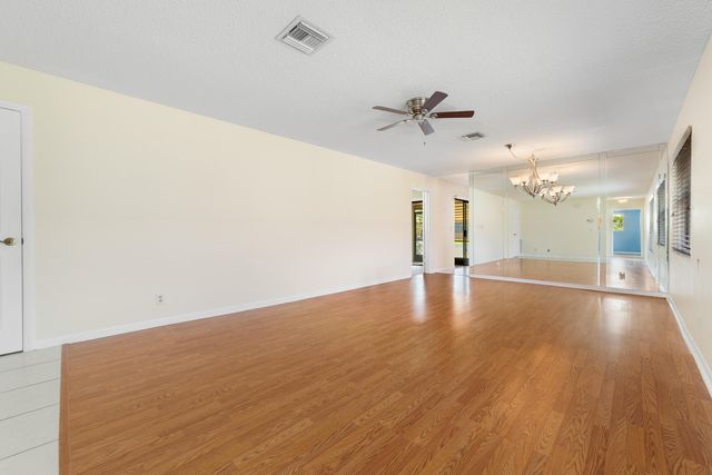 1720 Palmland Drive Unit 5a, Boynton Beach, FL 33436