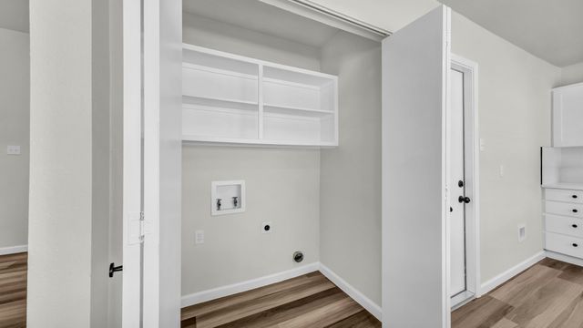 211 Pebblebrook Street, Arlington, TX 76014