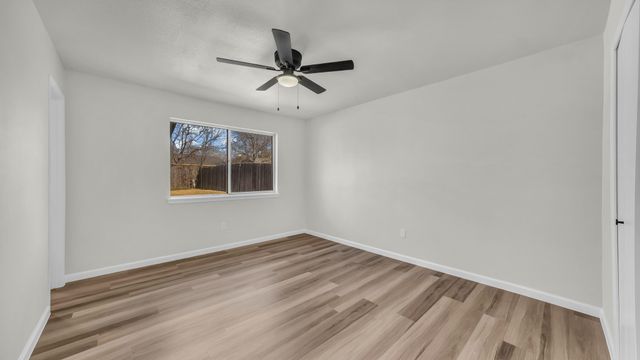 211 Pebblebrook Street, Arlington, TX 76014