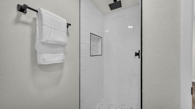 211 Pebblebrook Street, Arlington, TX 76014