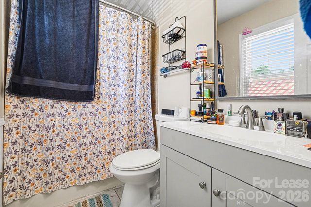 1236 Archdale Drive F, Charlotte, NC 28217