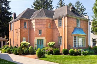 20695 Beaconsfield Boulevard, Rocky River, OH 44116