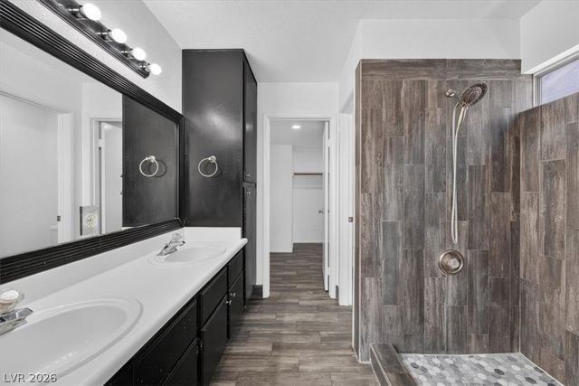 1730 Garden Path Court, Las Vegas, NV 89119