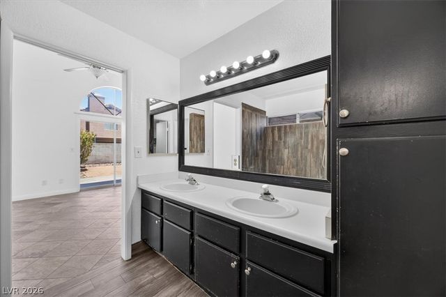 1730 Garden Path Court, Las Vegas, NV 89119