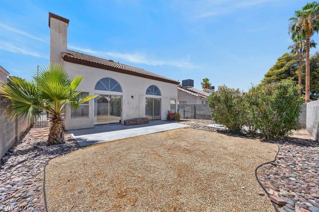1730 Garden Path Court, Las Vegas, NV 89119