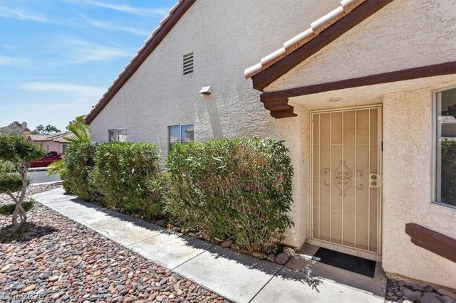 1730 Garden Path Court, Las Vegas, NV 89119