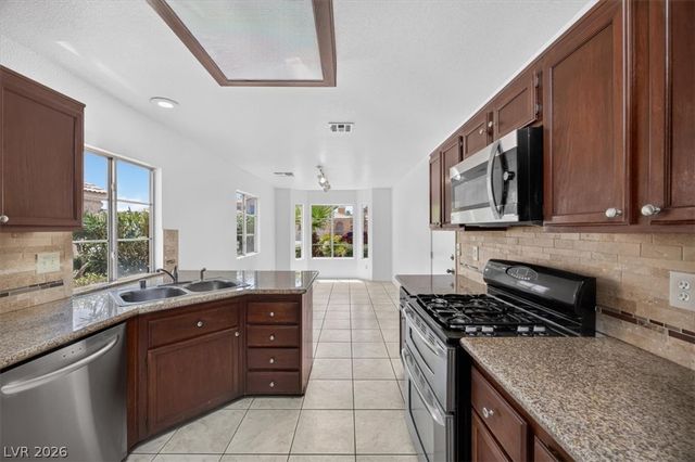 1730 Garden Path Court, Las Vegas, NV 89119