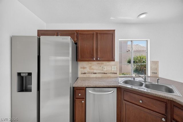 1730 Garden Path Court, Las Vegas, NV 89119