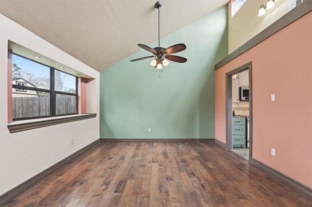 7307 Ironwood Lane, Baytown, TX 77521