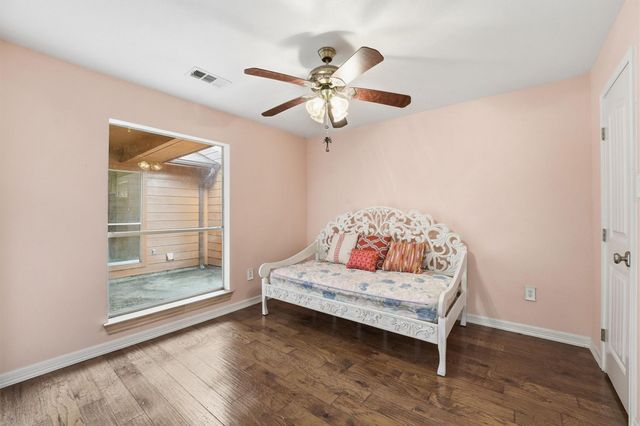 7307 Ironwood Lane, Baytown, TX 77521