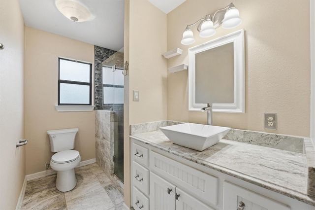 7307 Ironwood Lane, Baytown, TX 77521