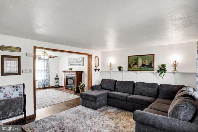 6 JAMES STREET, Mill Hall, PA 17751