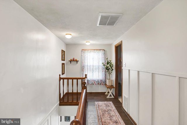 6 JAMES STREET, Mill Hall, PA 17751