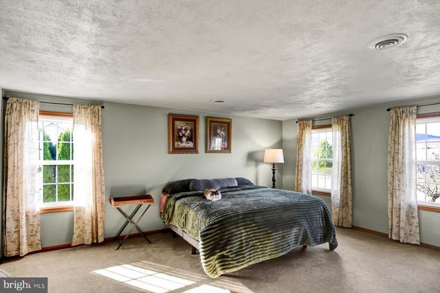 6 JAMES STREET, Mill Hall, PA 17751