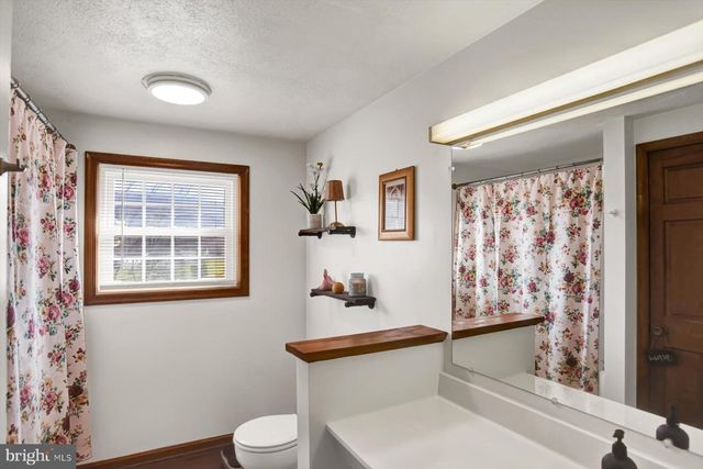 6 JAMES STREET, Mill Hall, PA 17751