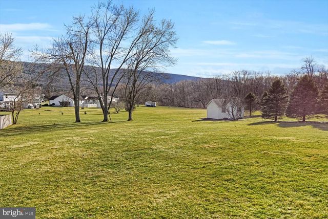 6 JAMES STREET, Mill Hall, PA 17751