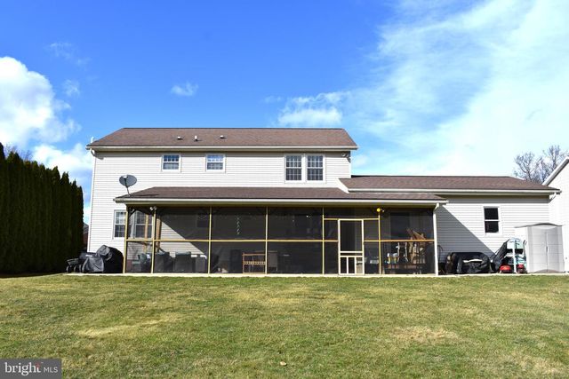 6 JAMES STREET, Mill Hall, PA 17751