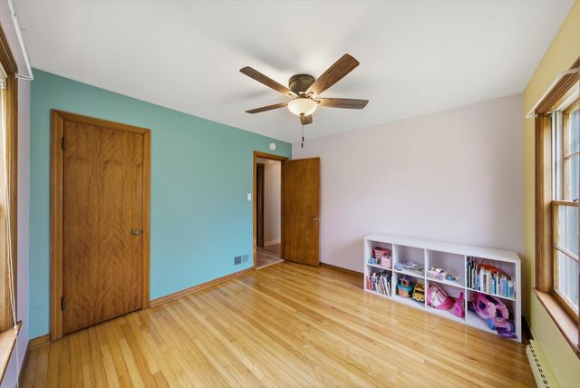 341 W Exchange Street, Crete, IL 60417