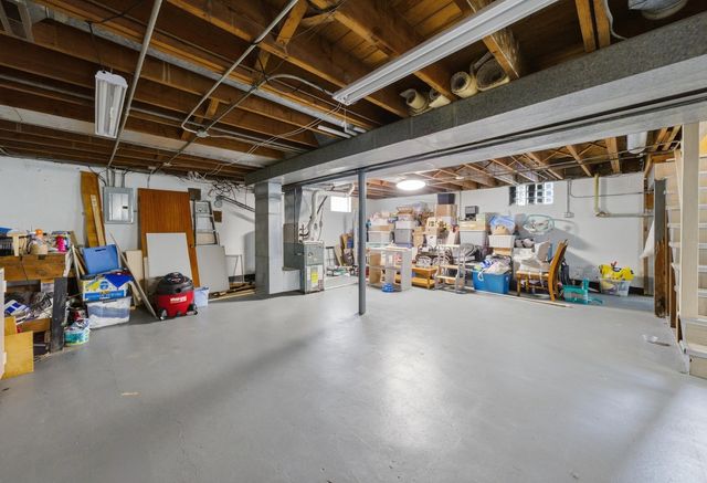 341 W Exchange Street, Crete, IL 60417