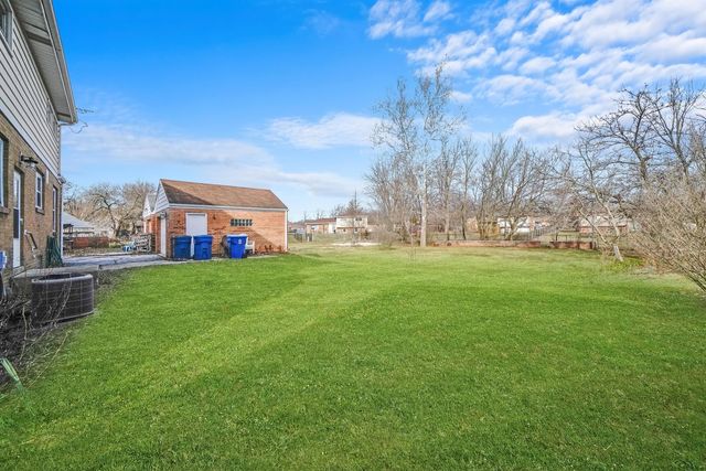 341 W Exchange Street, Crete, IL 60417