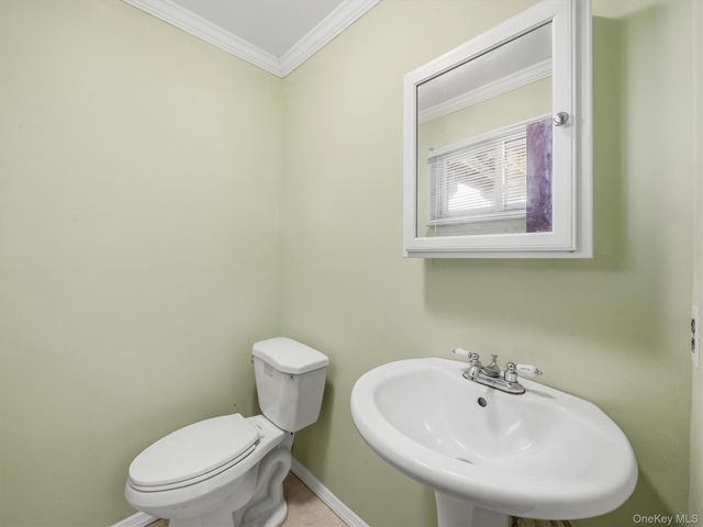 59 Mallory Road, Spring Valley, NY 10977