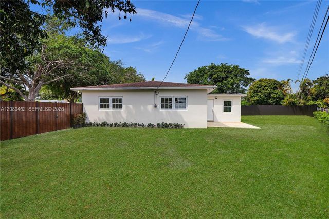2125 Alamanda Drive, North Miami, FL 33181