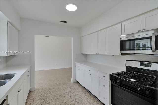 2125 Alamanda Drive, North Miami, FL 33181