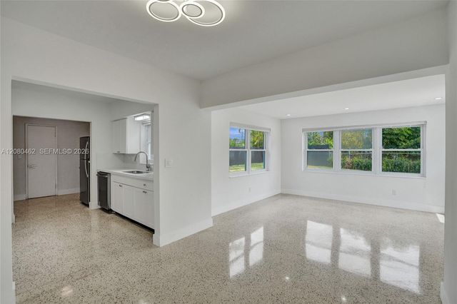 2125 Alamanda Drive, North Miami, FL 33181