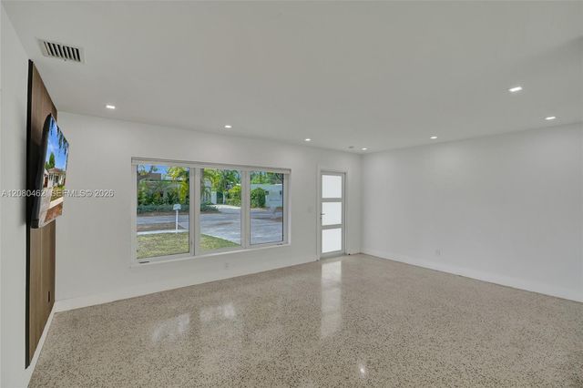 2125 Alamanda Drive, North Miami, FL 33181