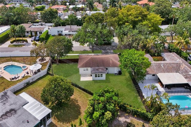 2125 Alamanda Drive, North Miami, FL 33181