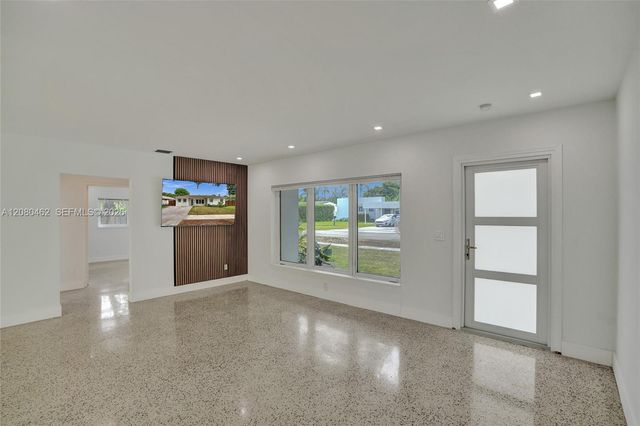 2125 Alamanda Drive, North Miami, FL 33181