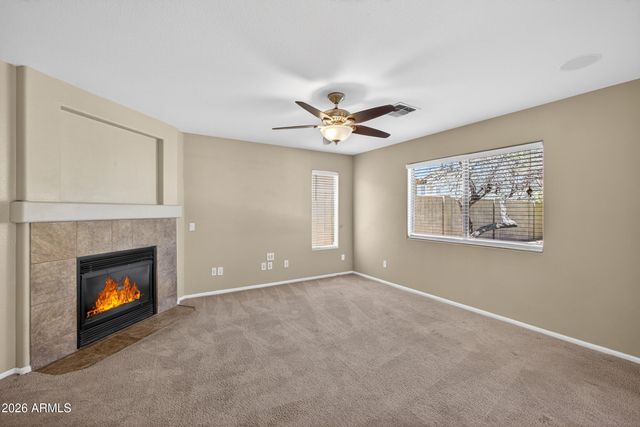 812 E LOVEGRASS Drive, San Tan Valley, AZ 85143