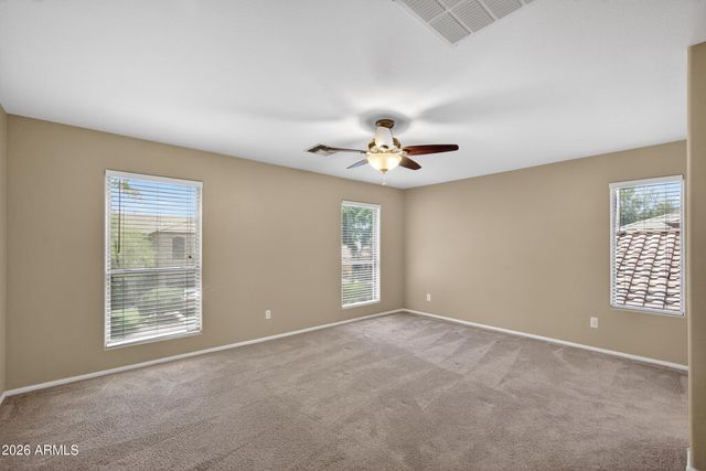 812 E LOVEGRASS Drive, San Tan Valley, AZ 85143