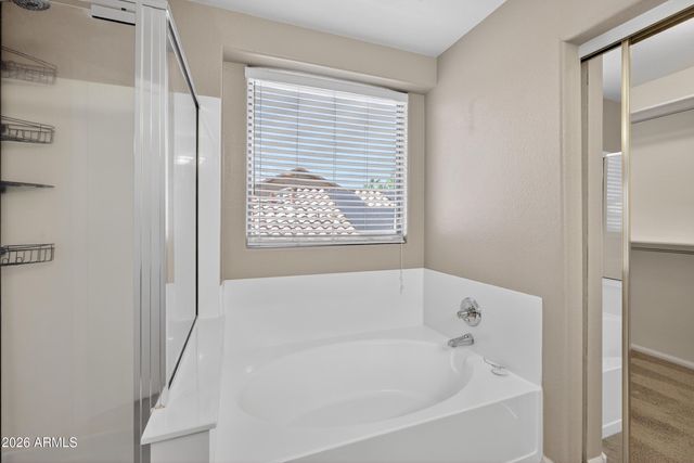 812 E LOVEGRASS Drive, San Tan Valley, AZ 85143