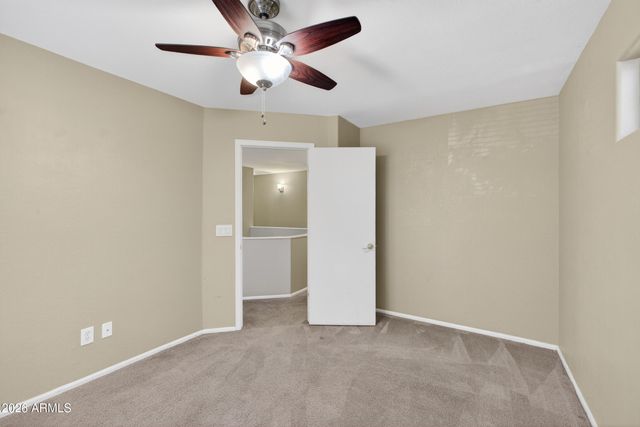 812 E LOVEGRASS Drive, San Tan Valley, AZ 85143