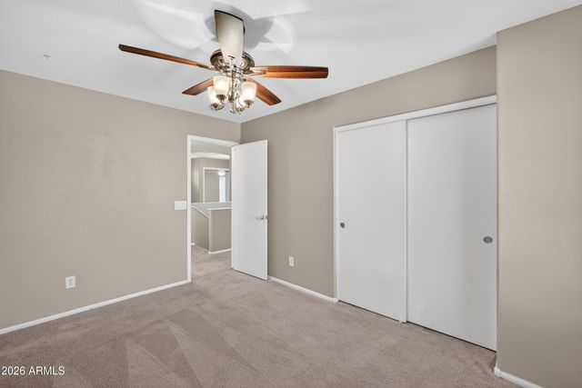 812 E LOVEGRASS Drive, San Tan Valley, AZ 85143