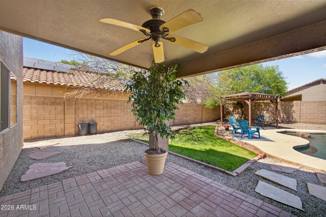 812 E LOVEGRASS Drive, San Tan Valley, AZ 85143