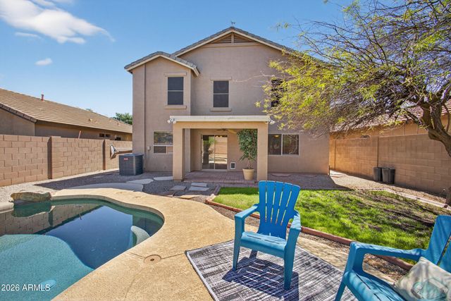 812 E LOVEGRASS Drive, San Tan Valley, AZ 85143