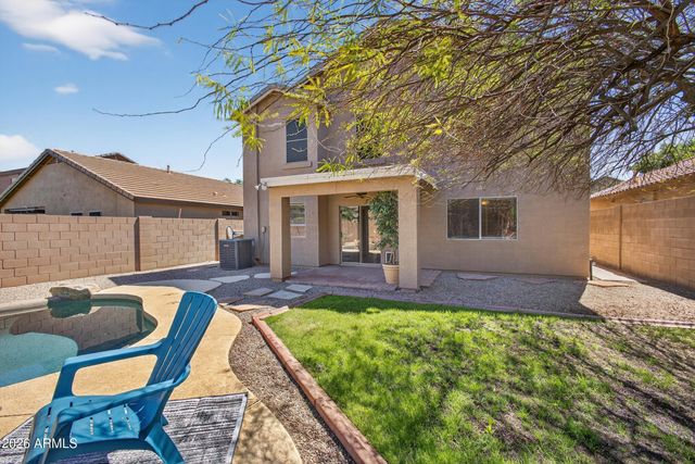 812 E LOVEGRASS Drive, San Tan Valley, AZ 85143