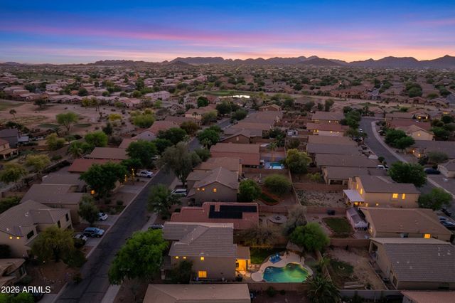 812 E LOVEGRASS Drive, San Tan Valley, AZ 85143