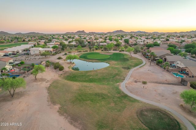 812 E LOVEGRASS Drive, San Tan Valley, AZ 85143