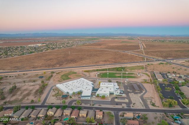 812 E LOVEGRASS Drive, San Tan Valley, AZ 85143