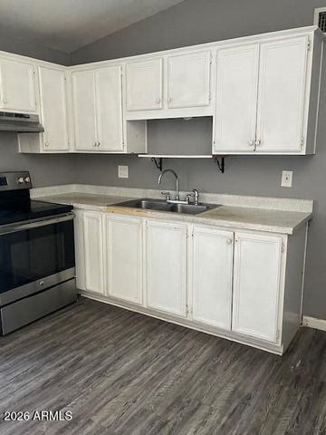 3351 N 69th Drive 41, Phoenix, AZ 85033