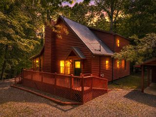 105 Blackberry Falls Court, Ellijay, GA 30536