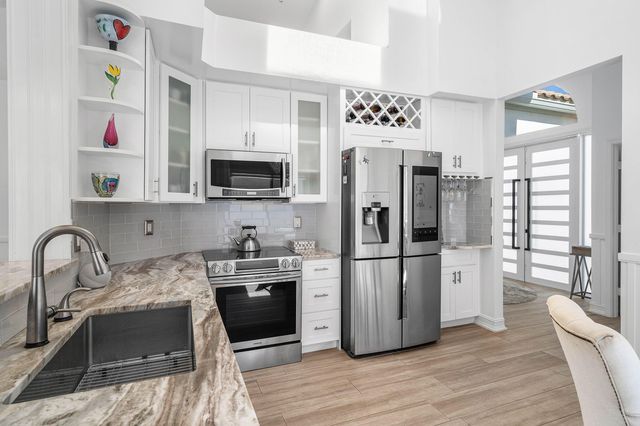 6398 NW 23rd Lane, Boca Raton, FL 33434