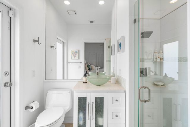 6398 NW 23rd Lane, Boca Raton, FL 33434