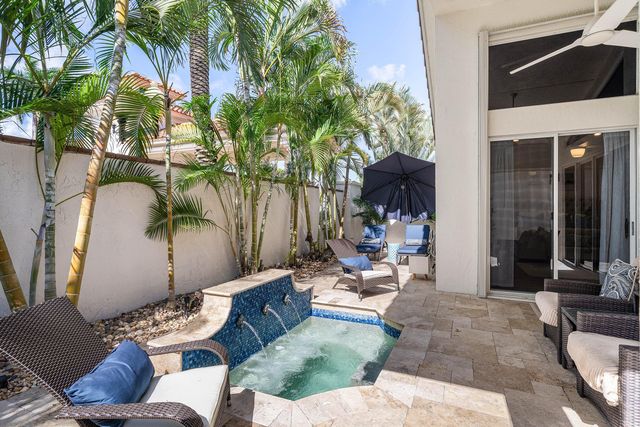 6398 NW 23rd Lane, Boca Raton, FL 33434