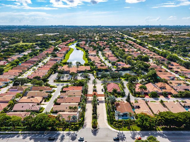6398 NW 23rd Lane, Boca Raton, FL 33434