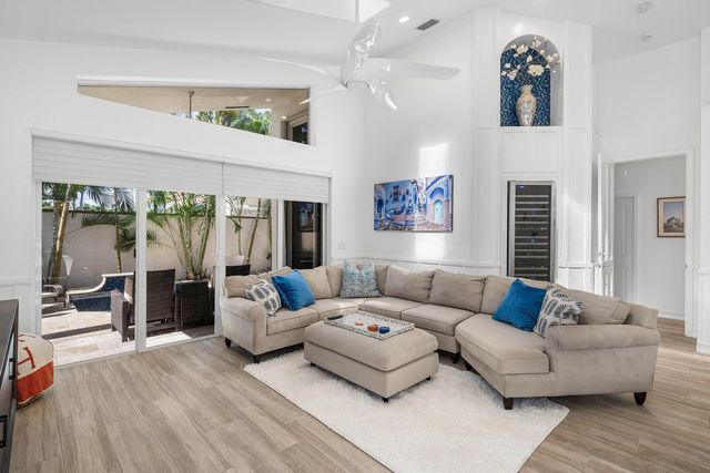 6398 NW 23rd Lane, Boca Raton, FL 33434