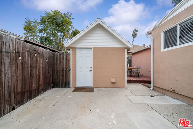 5901 Benner Street, Los Angeles, CA 90042